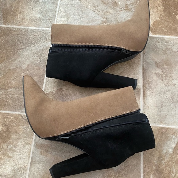 Shoedazzle Diane Booties - Picture 2 of 3